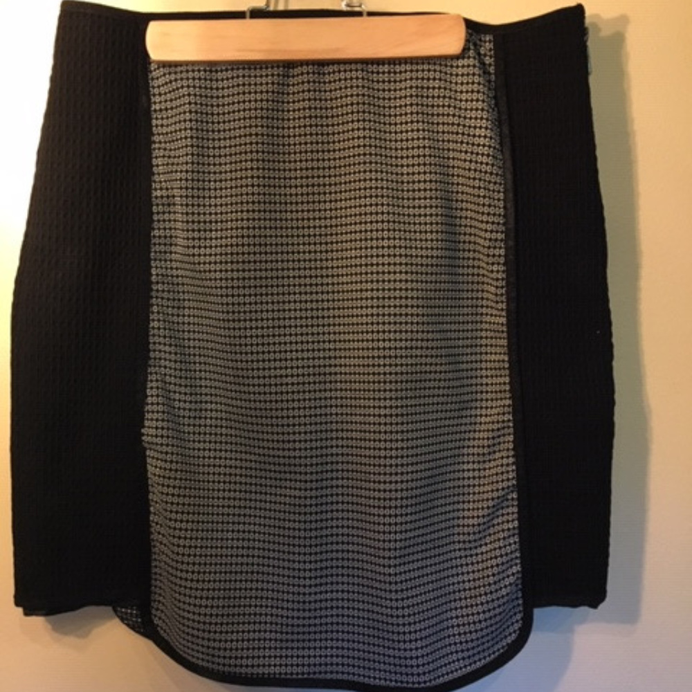 Shelli Sagal Laundry Black Skirt
